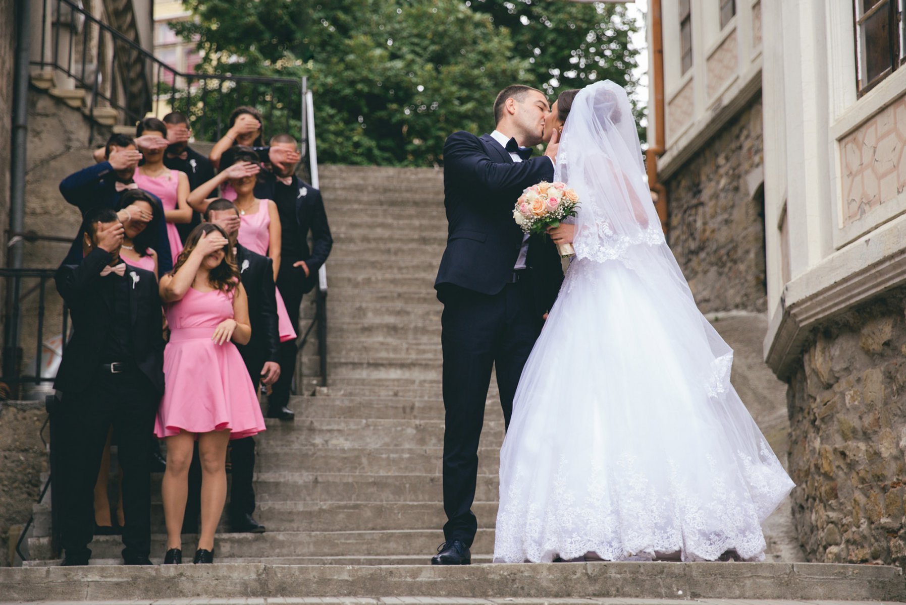 Добрите снимки отнемат време - 10 факта от професионален сватбен фотограф
